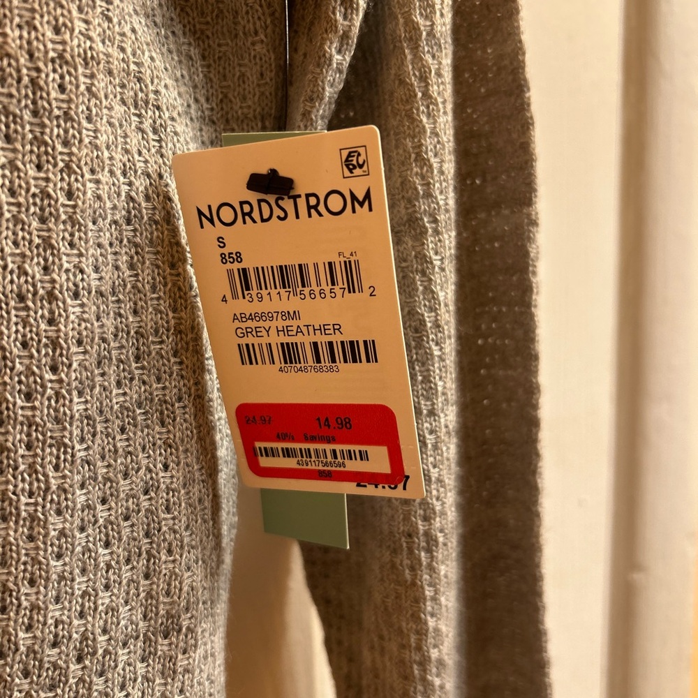 NWT- Abound grey waffle knit thin sweater - Picture 3 of 4